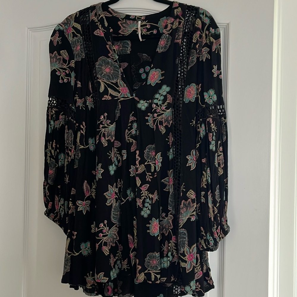 Free People Just the Two of Us floral lace tunic top
